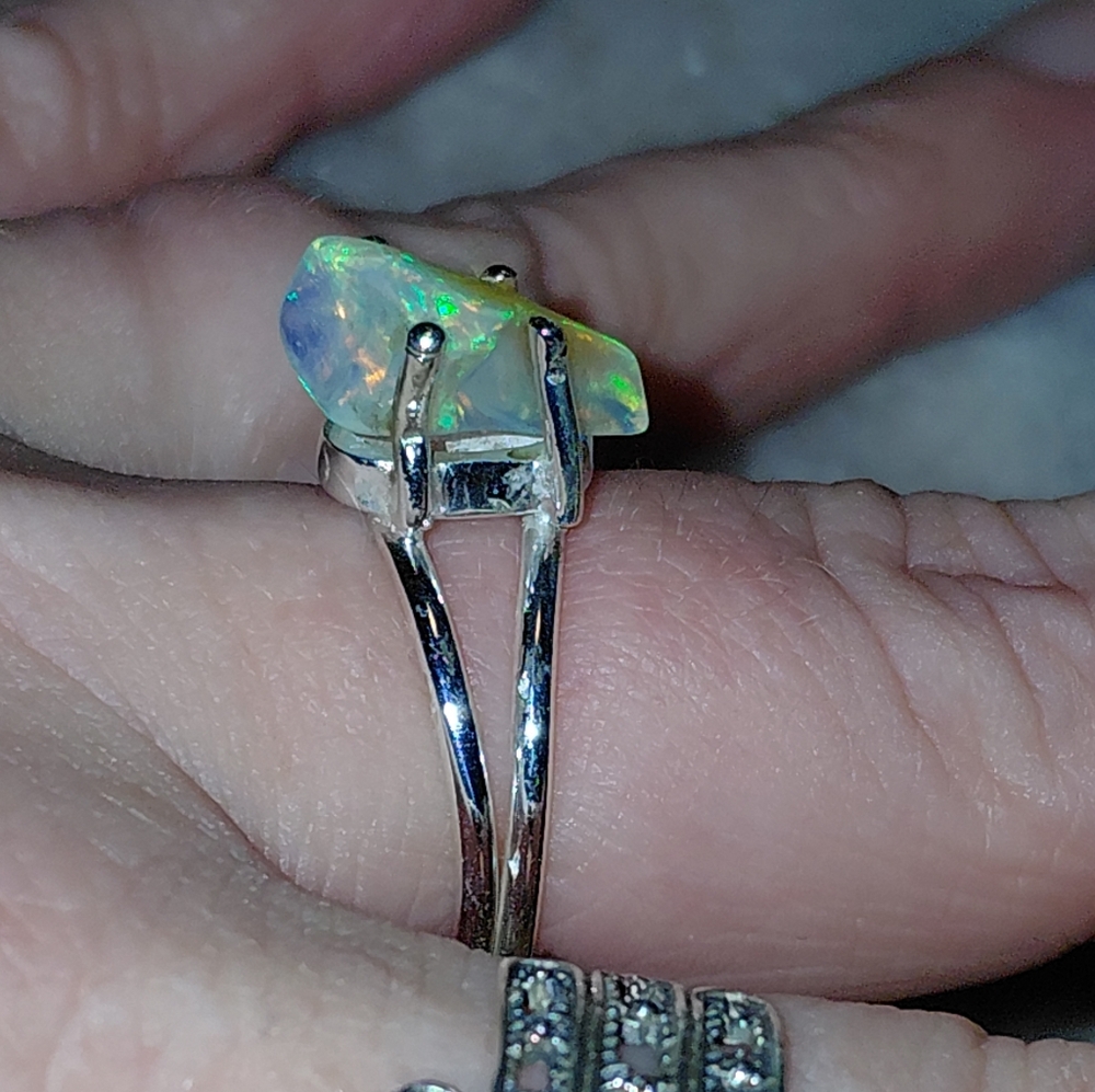 Silver Tumbled Ethiopian Opal Ring - Picture 4 of 12